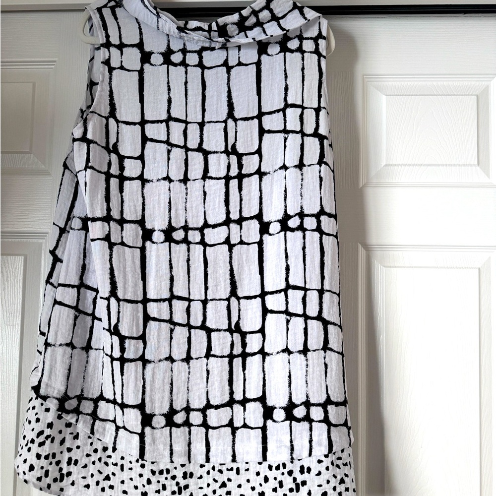 Women's tunic top